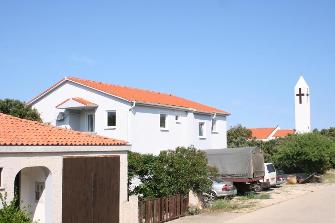 Apartments With A Parking Space Mandre, Pag - 6405 科兰 外观 照片