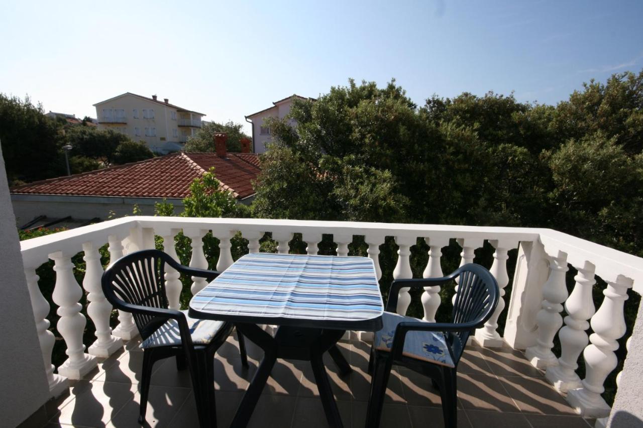 Apartments With A Parking Space Mandre, Pag - 6405 科兰 外观 照片