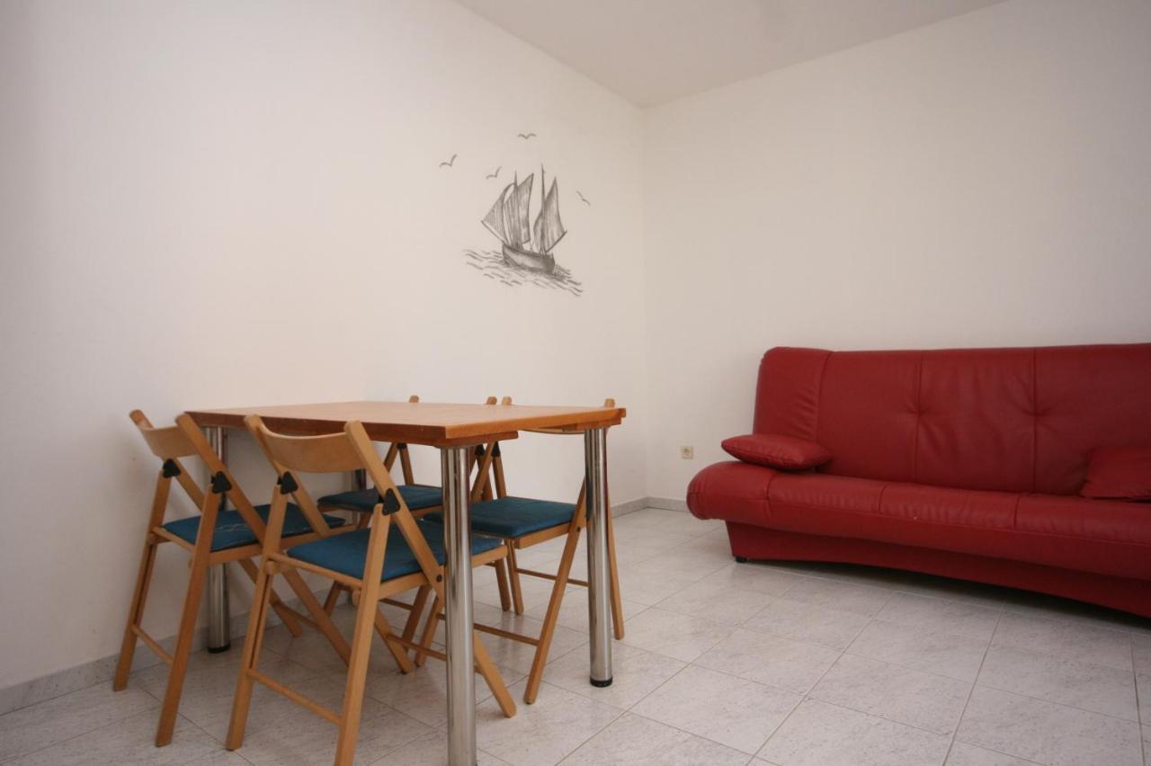 Apartments With A Parking Space Mandre, Pag - 6405 科兰 外观 照片