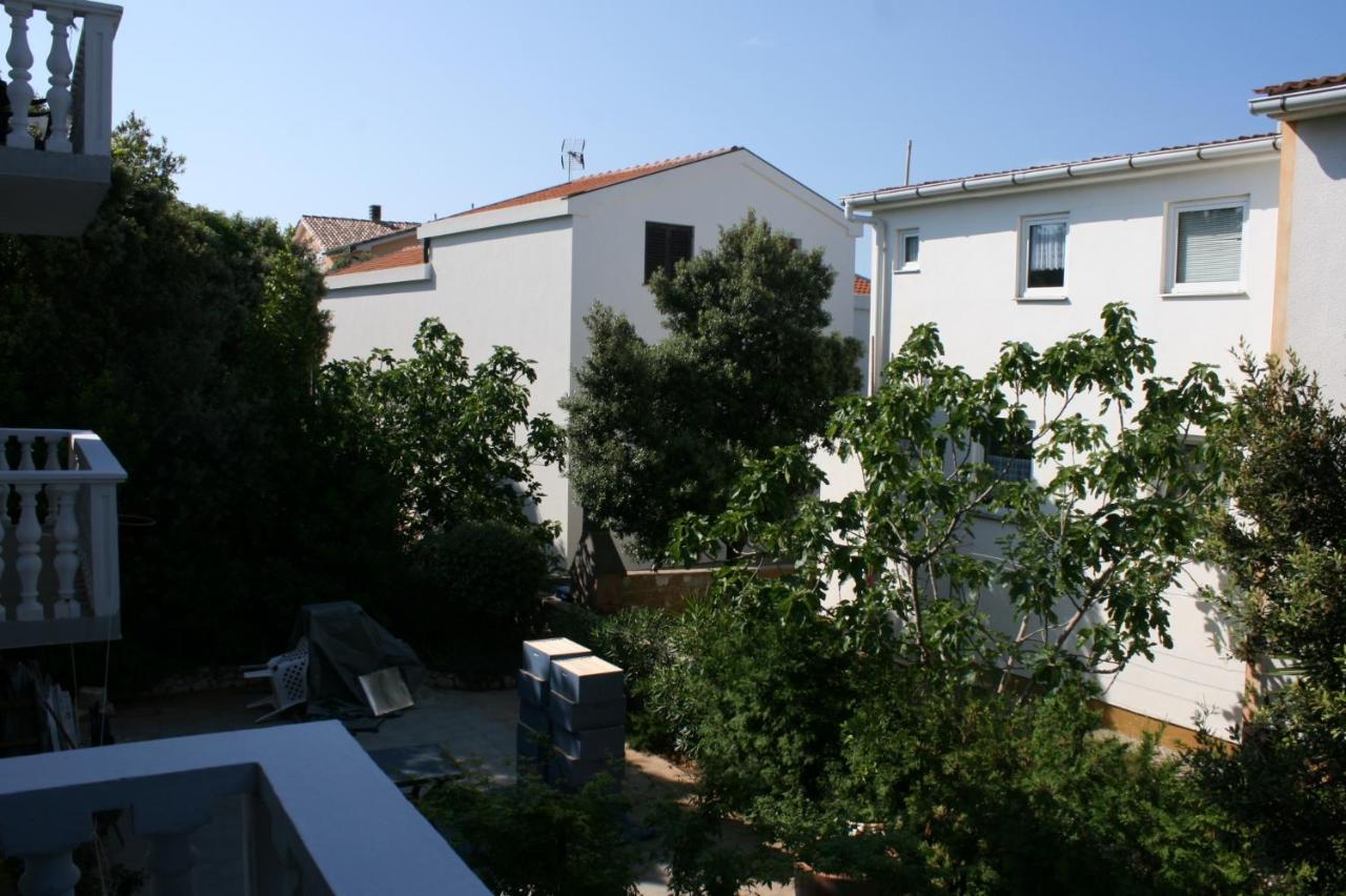 Apartments With A Parking Space Mandre, Pag - 6405 科兰 外观 照片